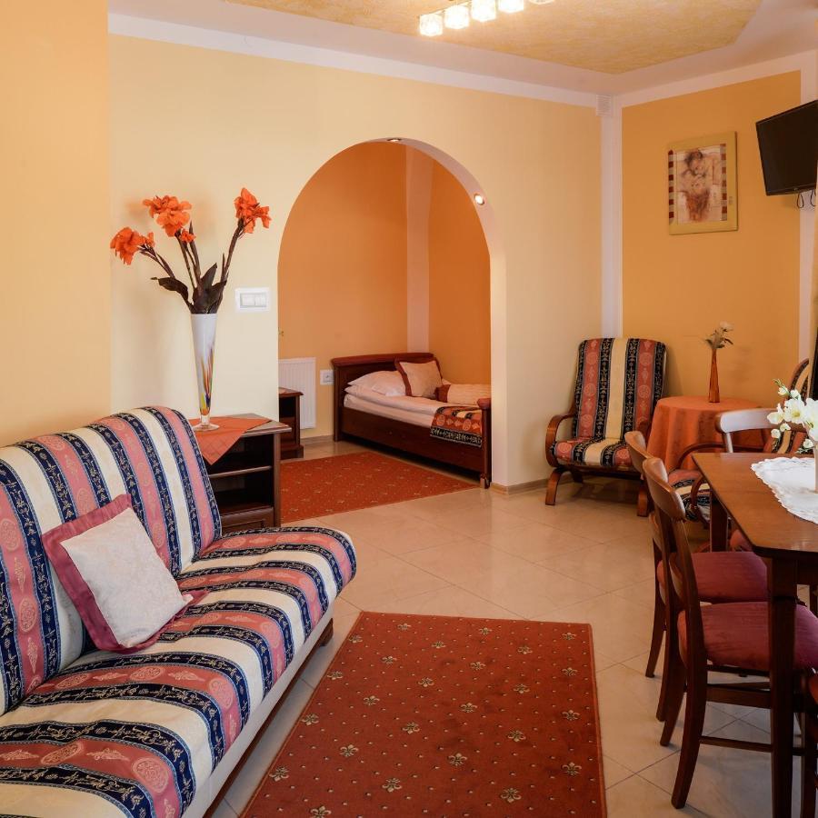 Motel Lesta Lachowka Duza 外观 照片